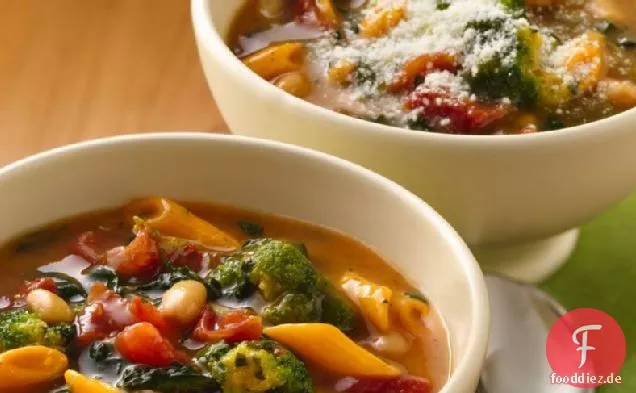 Einfache italienische Gemüsesuppe