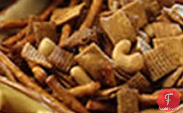 Süßer und herzhafter Snack-Mix