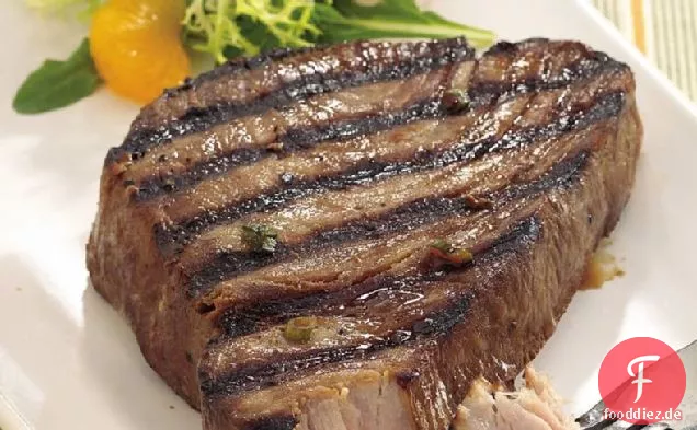 Gegrillte asiatische Thunfischsteaks