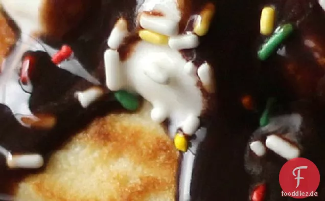 Banana Split Pfannkuchen Kuchen