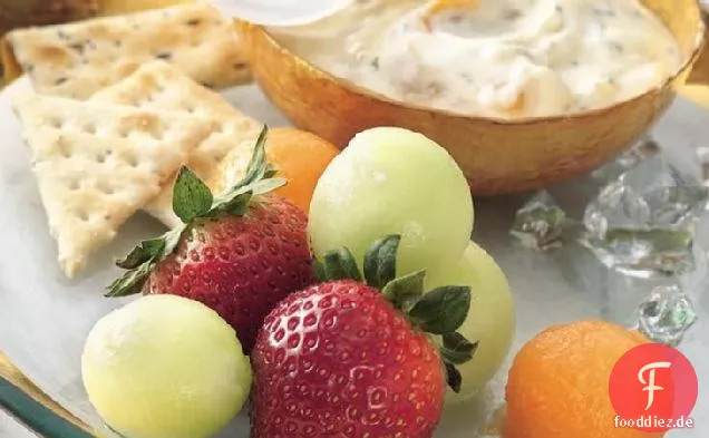 Frisches Obst mit Ingwerdip