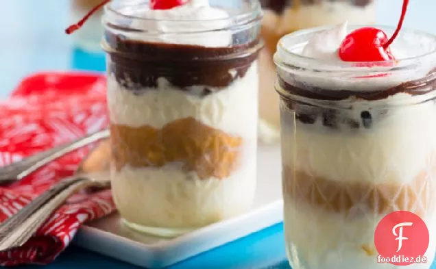 Erdnussbutter-Eisbecher-in-einer-Tasse