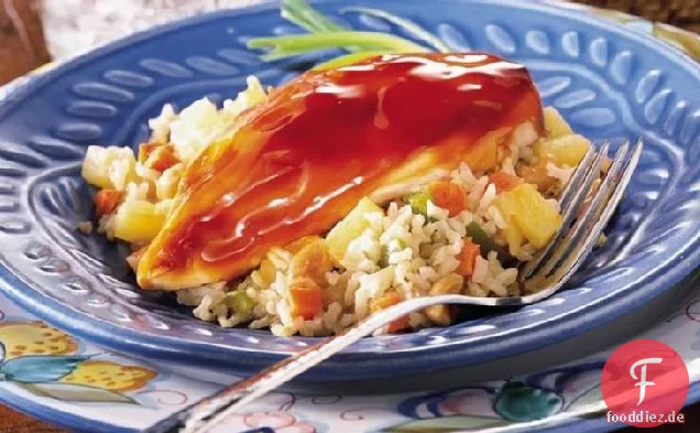 Huhn mit Ananas und Braunem Reis