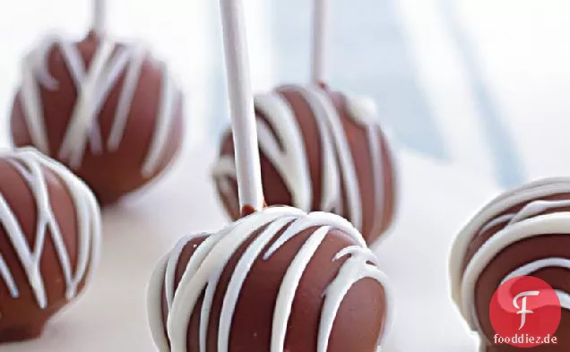 Boston Creme Kuchen Pops
