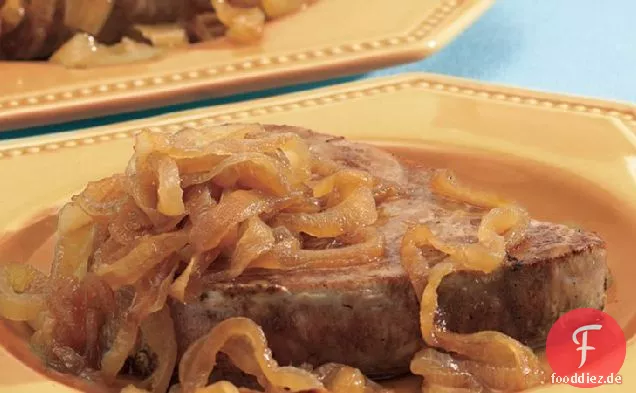 Thunfischsteaks mit karamellisierten Zwiebeln