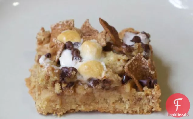 Gesalzener Karamell Apfel S'more Bars