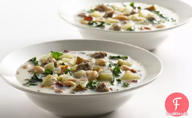 Dünne italienische Wurstsuppe