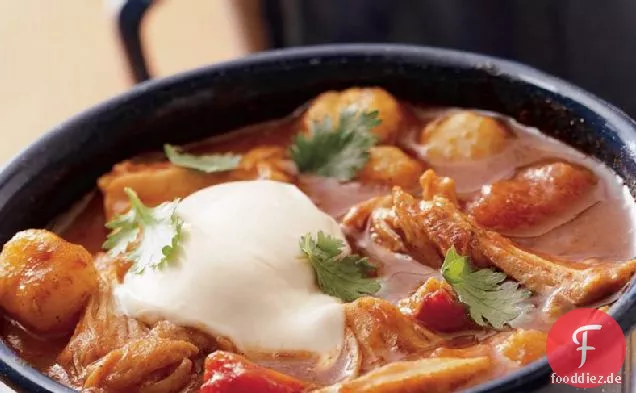Slow-Cooker Chunky Chicken Chili