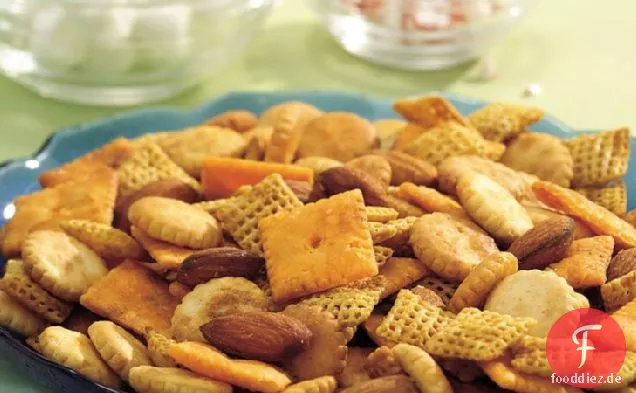 Slow-Cooker Smoky Snack-Mix