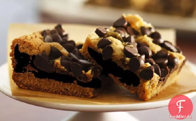Cheryl ' s Chocolate Chip Blonde Brownies