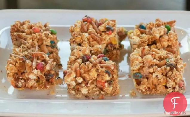 Popcorn und Süßigkeiten Keksriegel