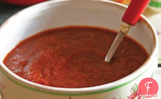 Hausgemachtes Rezept für frischen Tomatenketchup