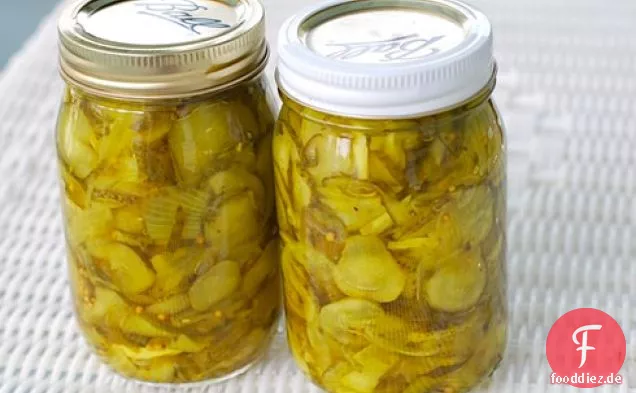 Oma Pat ' s Bread & Butter Pickles