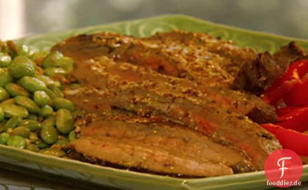 Flankensteak mit sautiertem Edamame und Wasabi-Senf-Dressing