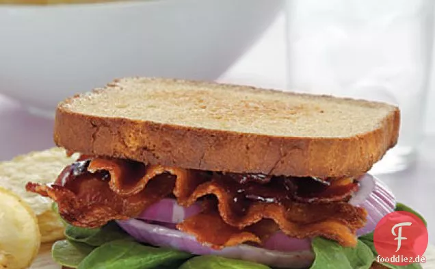 Speck, Spinat und rote Zwiebel Sandwiches mit Himbeer-Chipotle-Senf