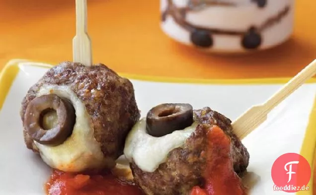 Mit Käse gefüllte Augäpfel