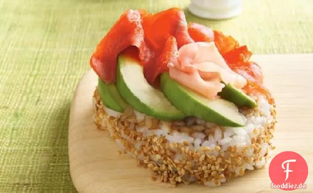 Geräucherter Lachs-Avocado-Sushi-Salat