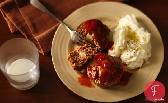 Einfache Mini-Fleischbrote mit Tomatensauce