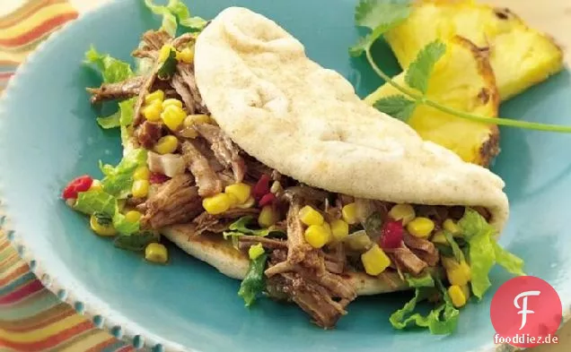 Slow-Cooker Jerk Schweinefleisch Sandwiches