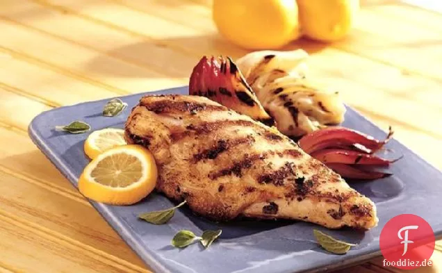 Gegrilltes Zitronenhähnchen mit Fenchel und Zwiebeln