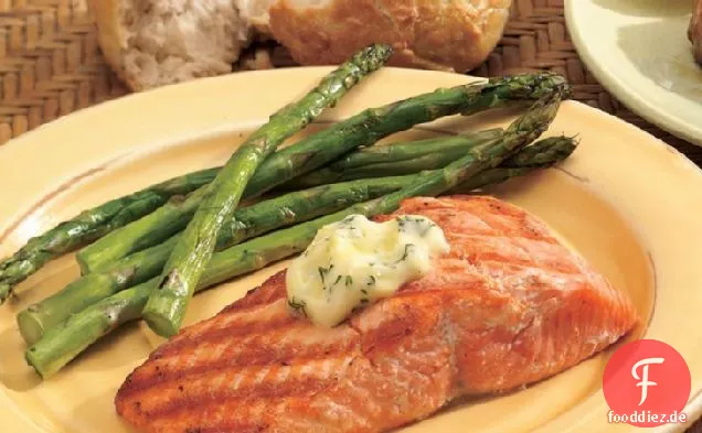 Gegrillter Lachs mit Zitronen-Dill-Butter