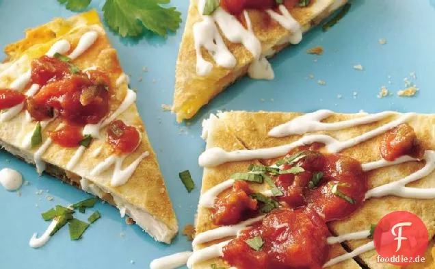 Cheesy Huhn Quesadillas
