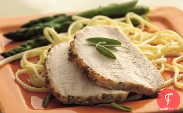 Gegrillter Knoblauch-Salbei Schweinebraten