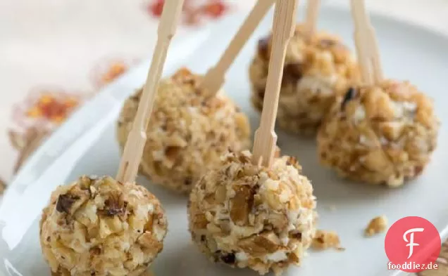 Mini-Feigen- und Walnuss-Käsebällchen