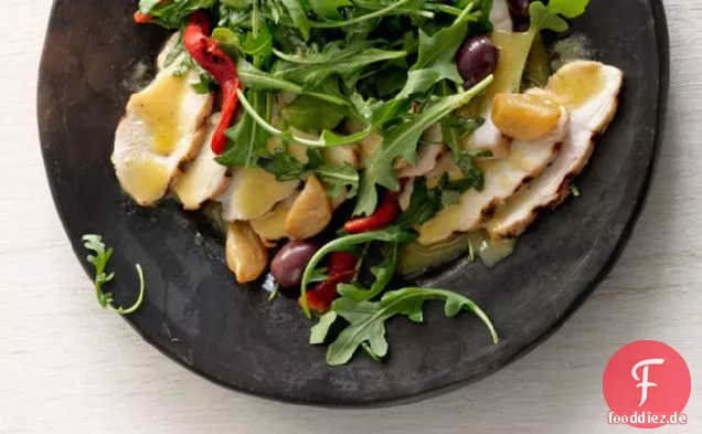 Gegrillter Hähnchensalat mit Knoblauchconfit