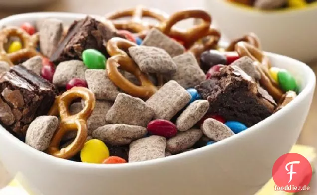Doppel-Brownie-Muddy Buddies® Mix