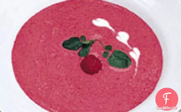 Gekühlte Himbeersuppe