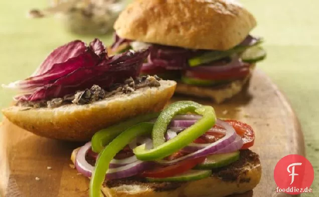 Gebratene Knoblauch-Hummus und Ziegenkäse-Sandwiches