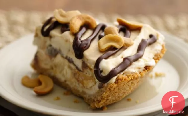 Cashew-Fudge-Karamell-Eistorte