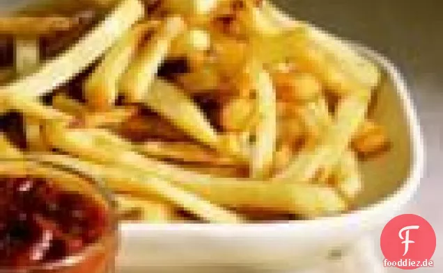 Pommes Frites mit hausgemachtem Ketchup