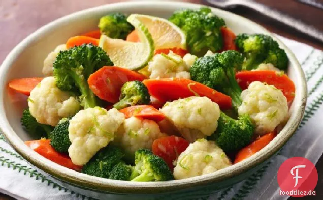 Gedünstetes Gemüse mit Chili-Limettenbutter