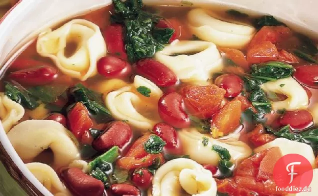 Tortellini und Bohnensuppe