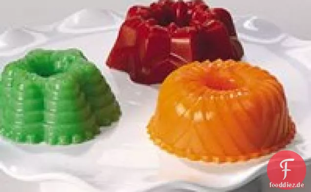Cremige Erdbeere Gelatine Mini Formen