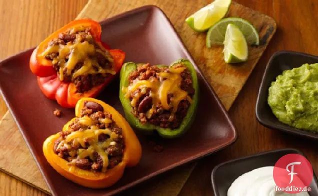 Mexikanische Rindfleisch- und Bohnen-gefüllte Paprika
