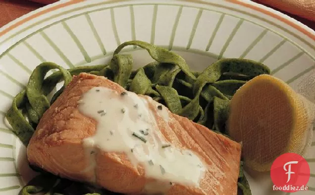 Lachs mit Rosmarinsauce