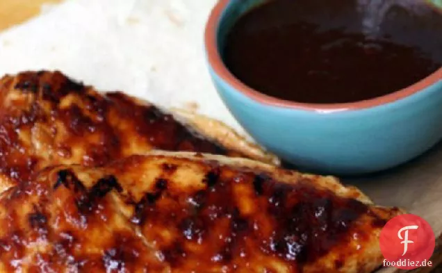 Gegrilltes Hähnchen mit Orangen-Chipotle-Glasur