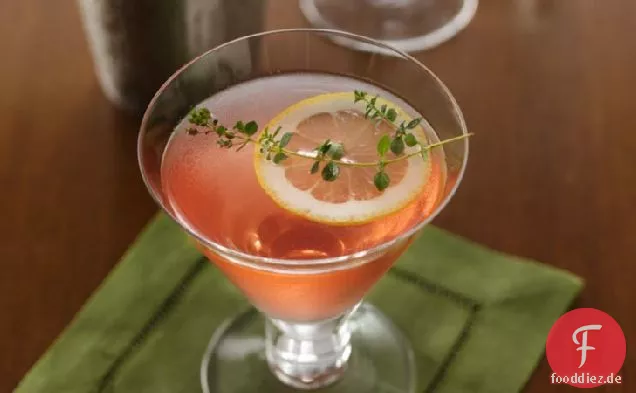 Zitronen-Thymian-Cocktails