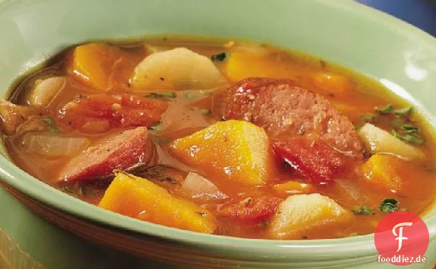Slow-Cooker Winterwurzel-Gemüse- und Wurstauflauf