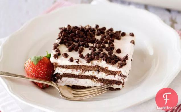 Schoko-Erdbeer-Eisfach-Kuchen