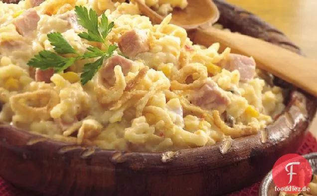 Slow-Cooker Sauerrahm und Zwiebel Scalloped Hash Browns mit Schinken