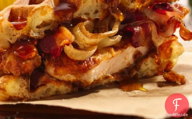 Mantastic Gebratenes Huhn und Waffel-Sandwich