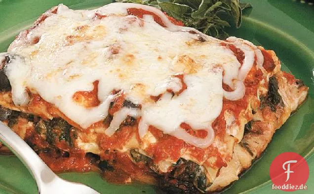 Übernachtung mediterrane Lasagne