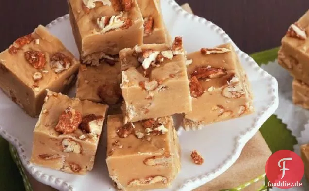 Einfache Praline Pecan Fudge
