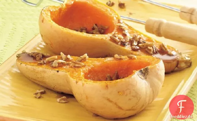 Gegrillte Ahorn- und Pecan-gekrönt Butternut Squash