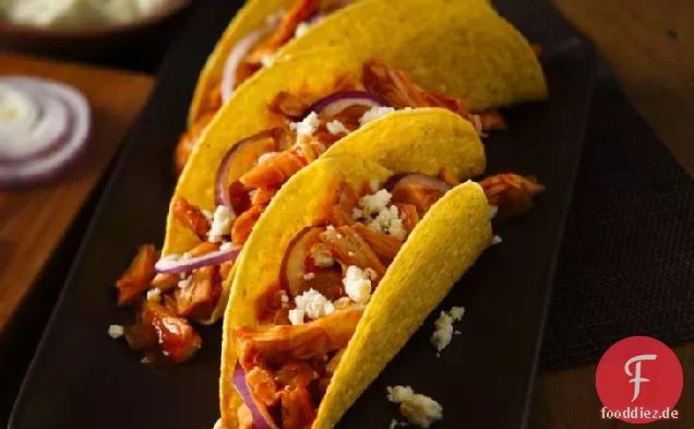 Huhn Tinga Tacos