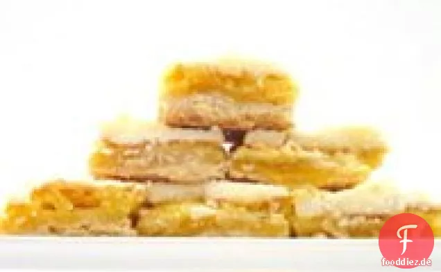 Omas Frosted Lemon Bars